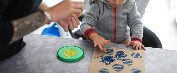 toddler finger painting